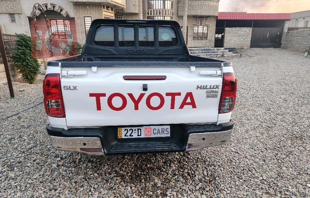 تويوتا هايلوكس